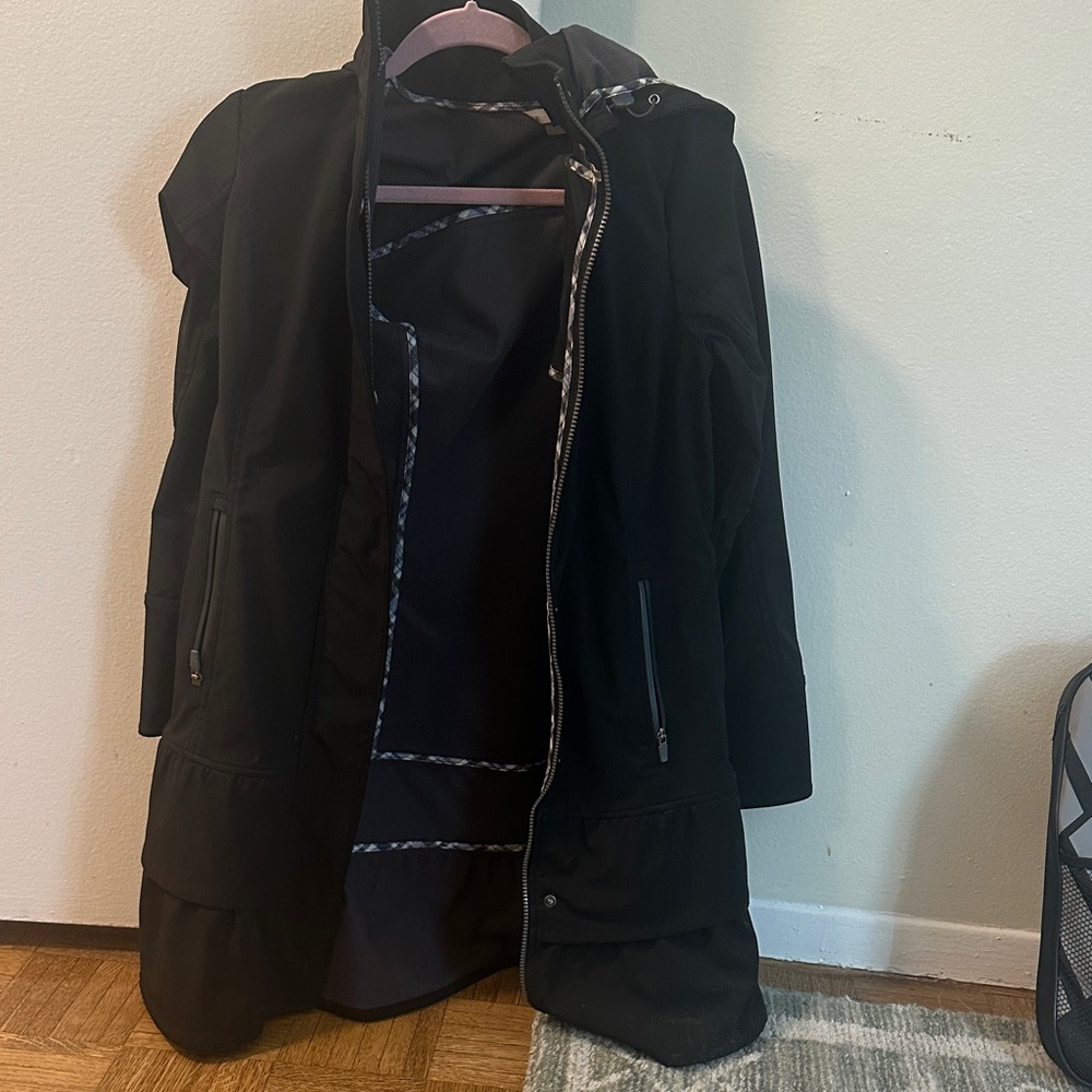 Athleta Women's Black Hooded raincoat Jacket